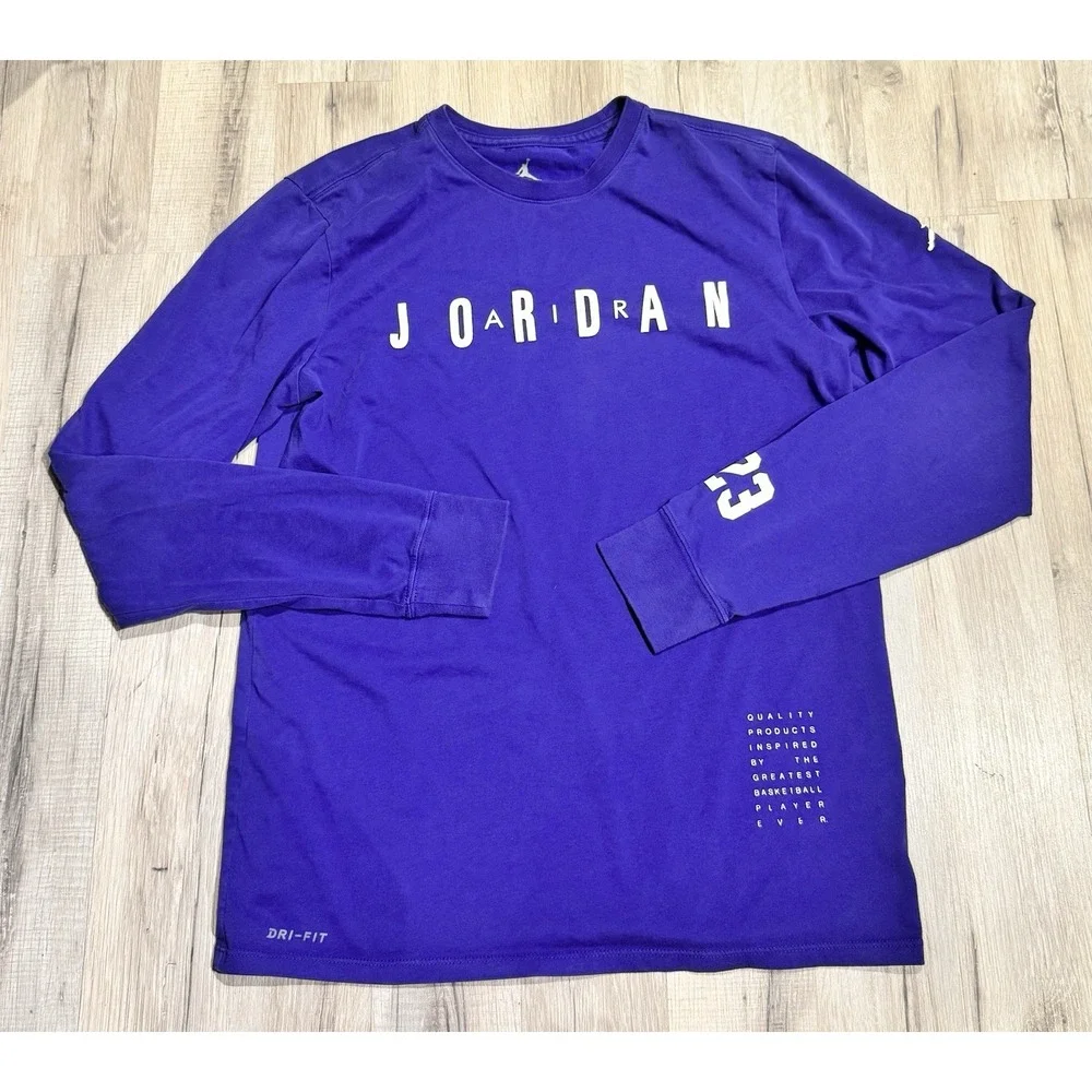 Jordan Dri-FIT Men's Purple Long Sleeve Graphic Logo Crewneck T-Shirt M